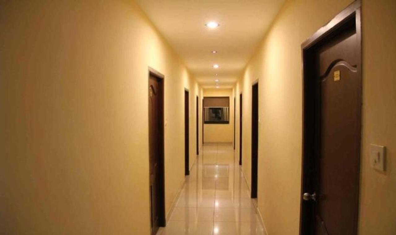Fabhotel Smack Residency Chennai Exterior foto